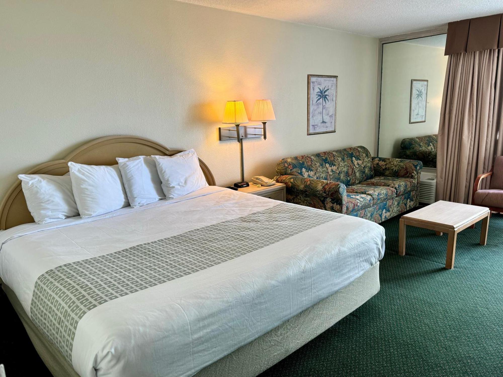 Boardwalk Beach Resort Миртъл Бийч Екстериор снимка