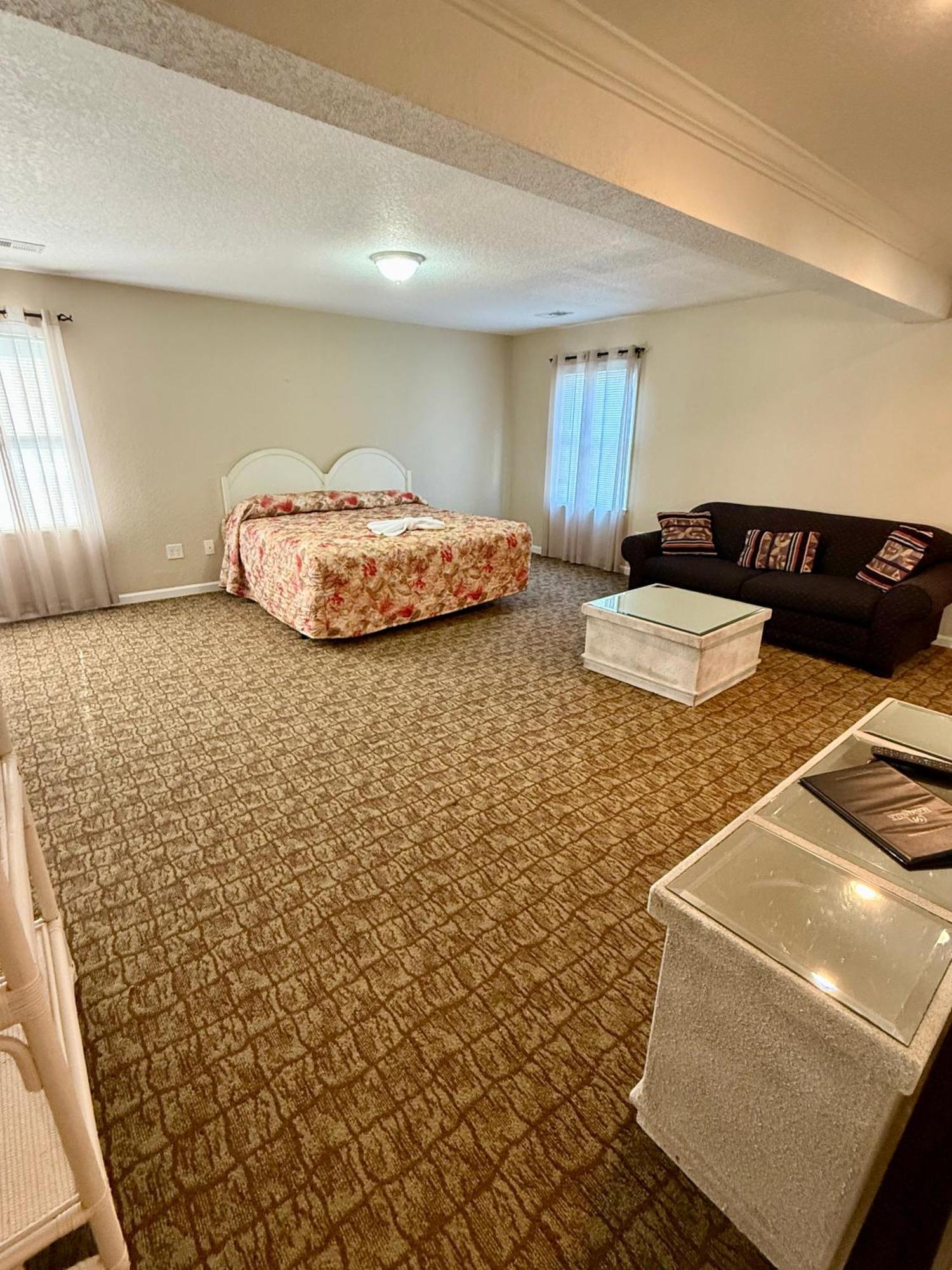 Boardwalk Beach Resort Миртъл Бийч Екстериор снимка