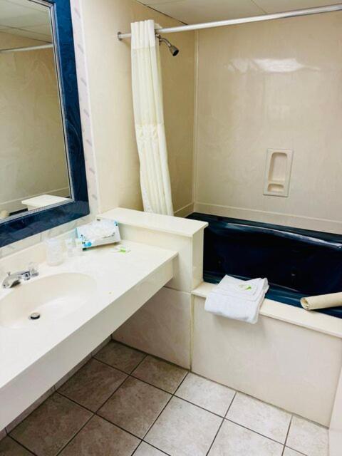 Boardwalk Beach Resort Миртъл Бийч Екстериор снимка